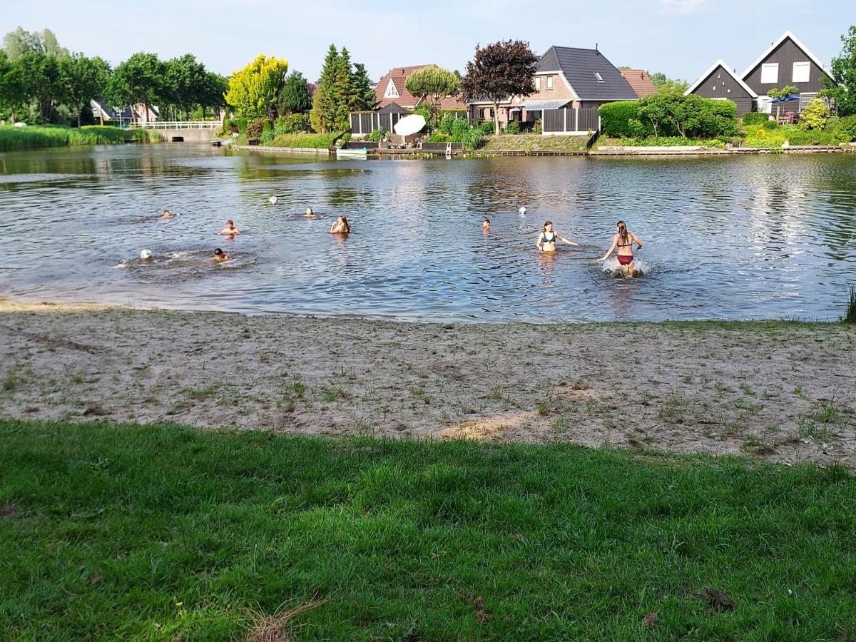 B&B De Wiekeborg Oude Pekela Exteriör bild