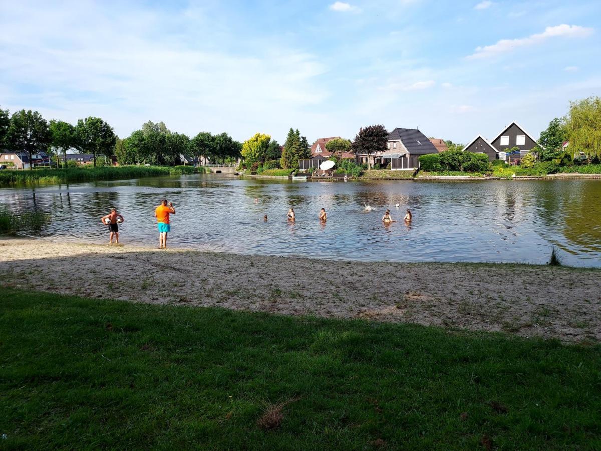 B&B De Wiekeborg Oude Pekela Exteriör bild