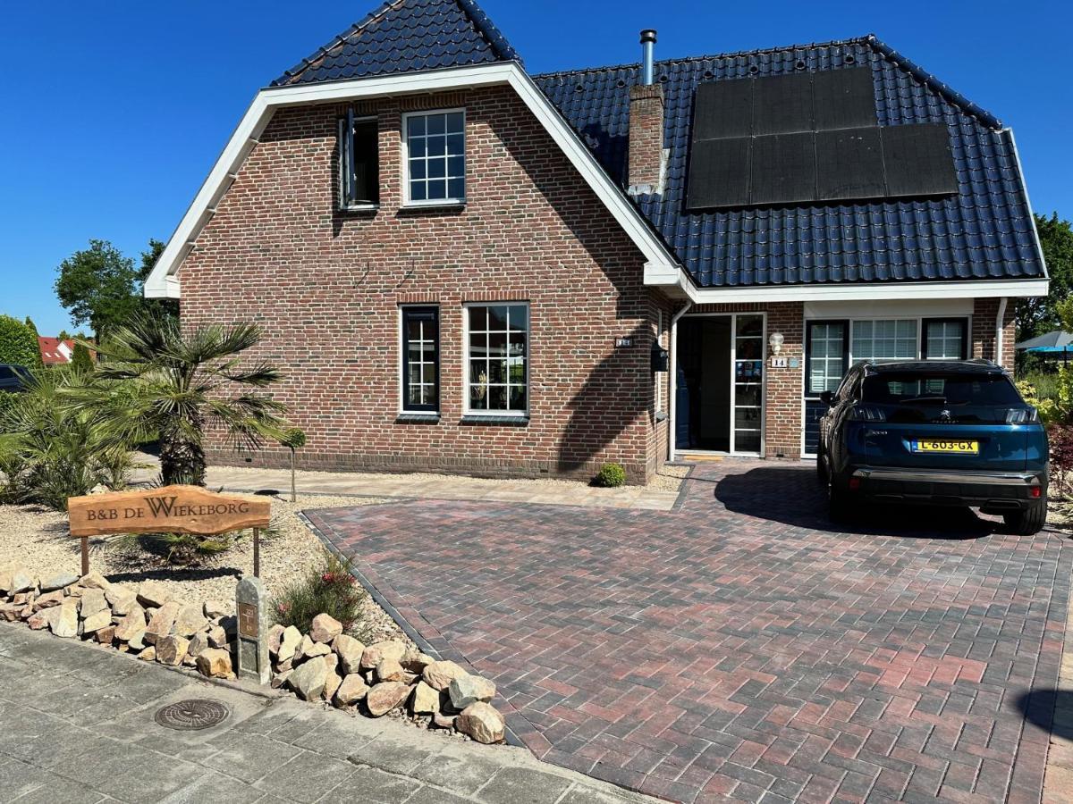 B&B De Wiekeborg Oude Pekela Exteriör bild