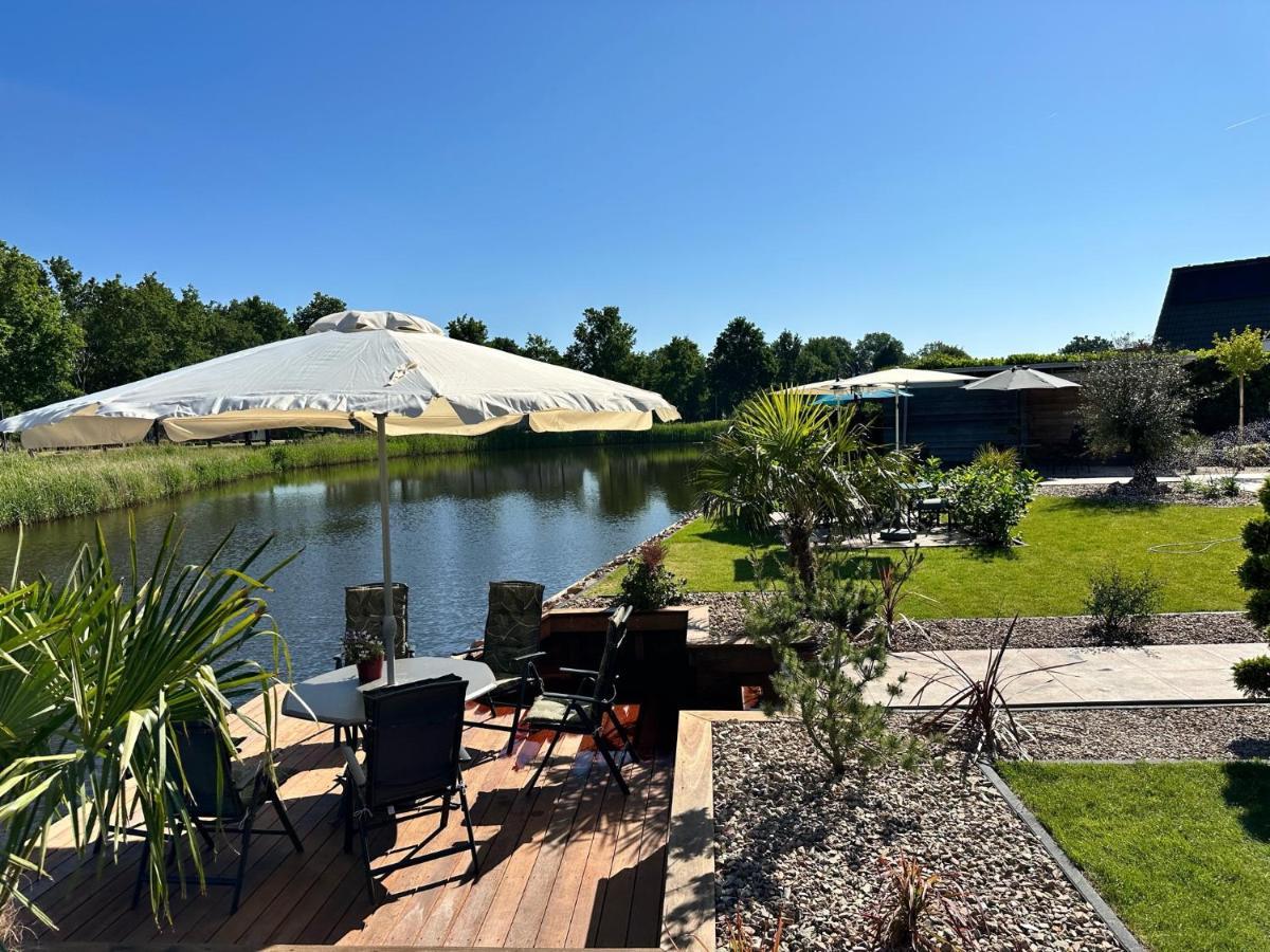 B&B De Wiekeborg Oude Pekela Exteriör bild