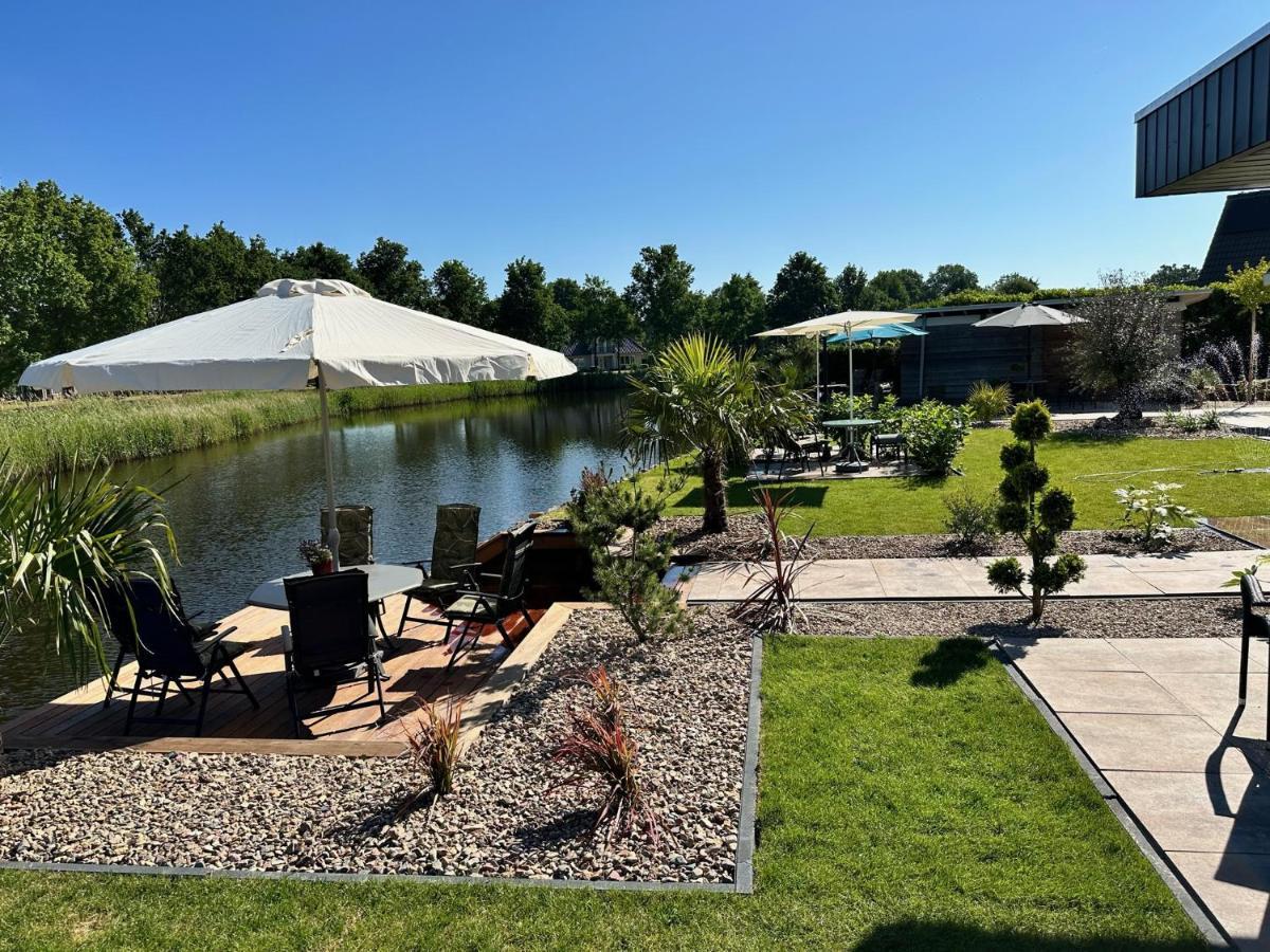 B&B De Wiekeborg Oude Pekela Exteriör bild