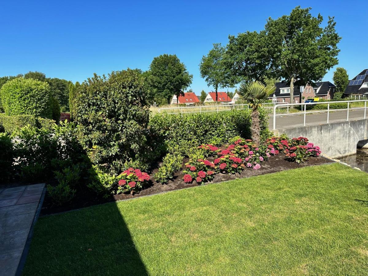 B&B De Wiekeborg Oude Pekela Exteriör bild