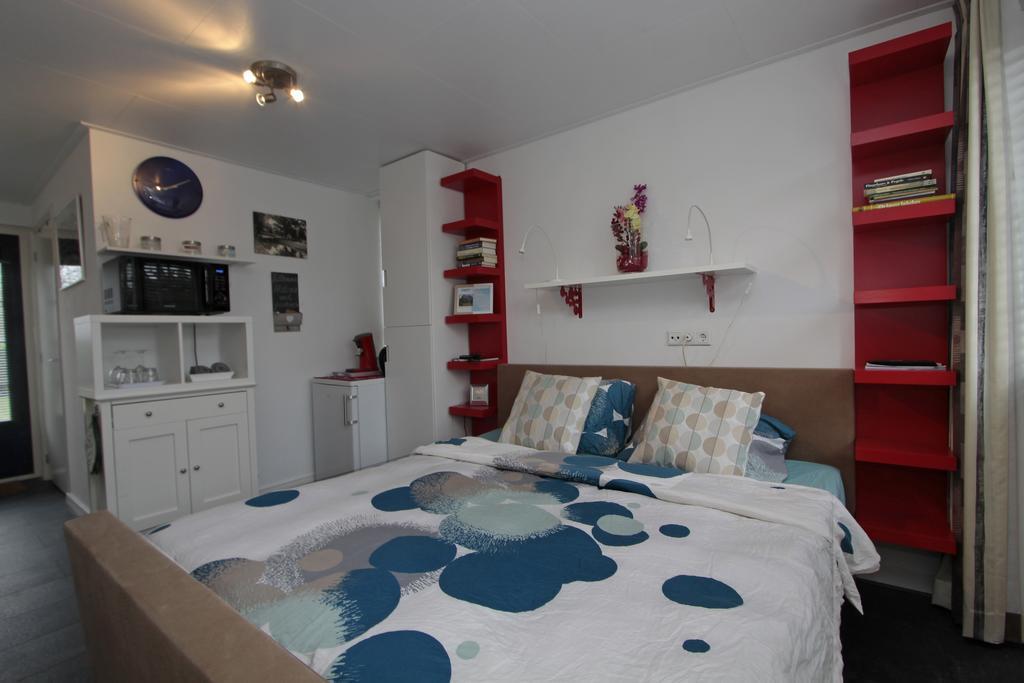 B&B De Wiekeborg Oude Pekela Exteriör bild